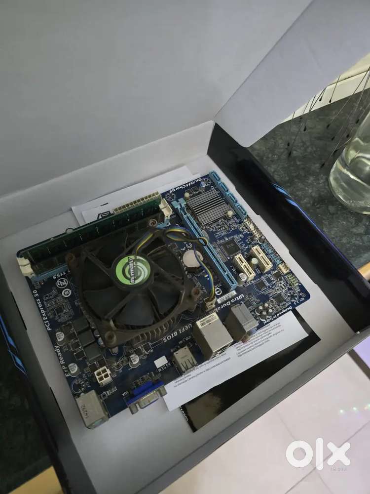 Intel Core i7-3770 CPU, Gigabyte H61M Mobo, 16GB DDR3 RAM Combo