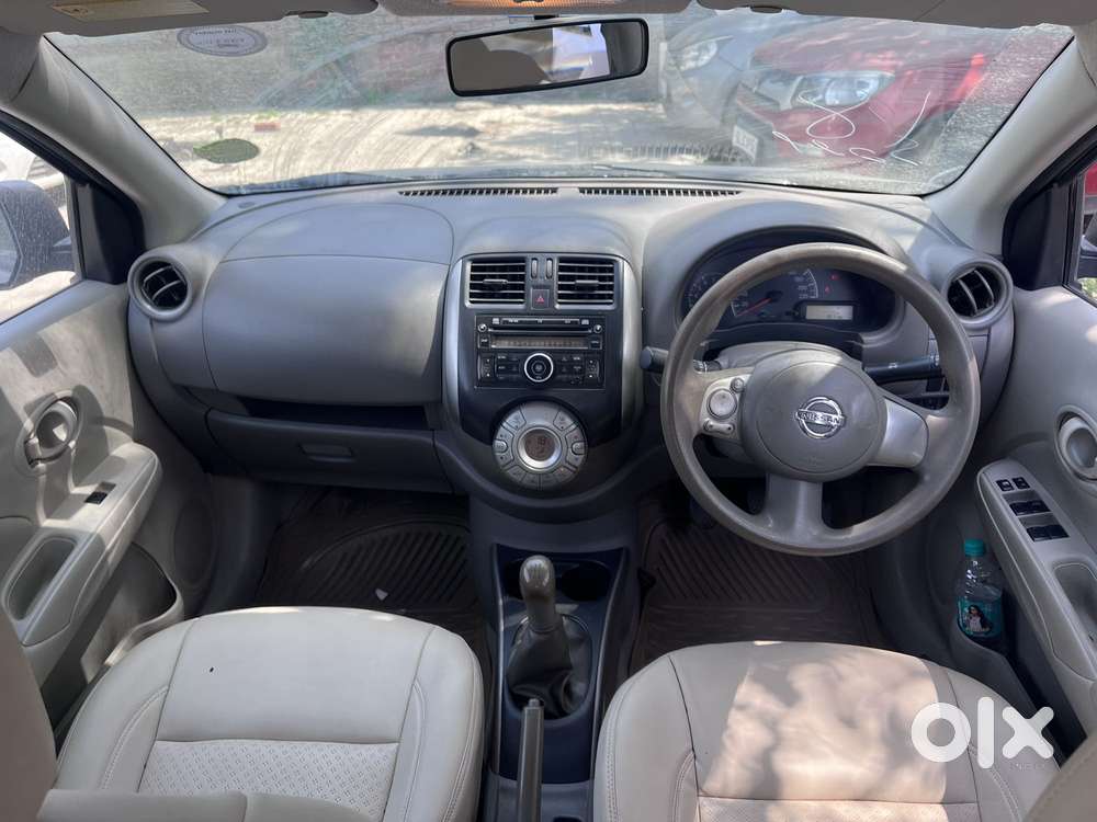 Nissan Sunny Petrol Special Edition, 2012, Petrol