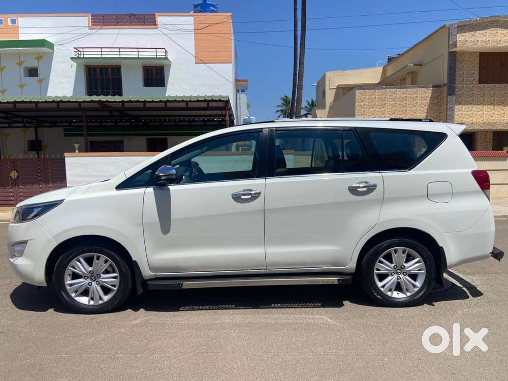 Toyota Innova Crysta 2.8z Automatic, 2018, Diesel