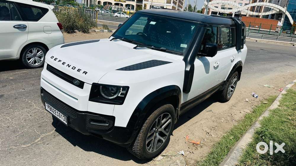 Land Rover Defender 3.0 L 130 Hse, 2023, Diesel