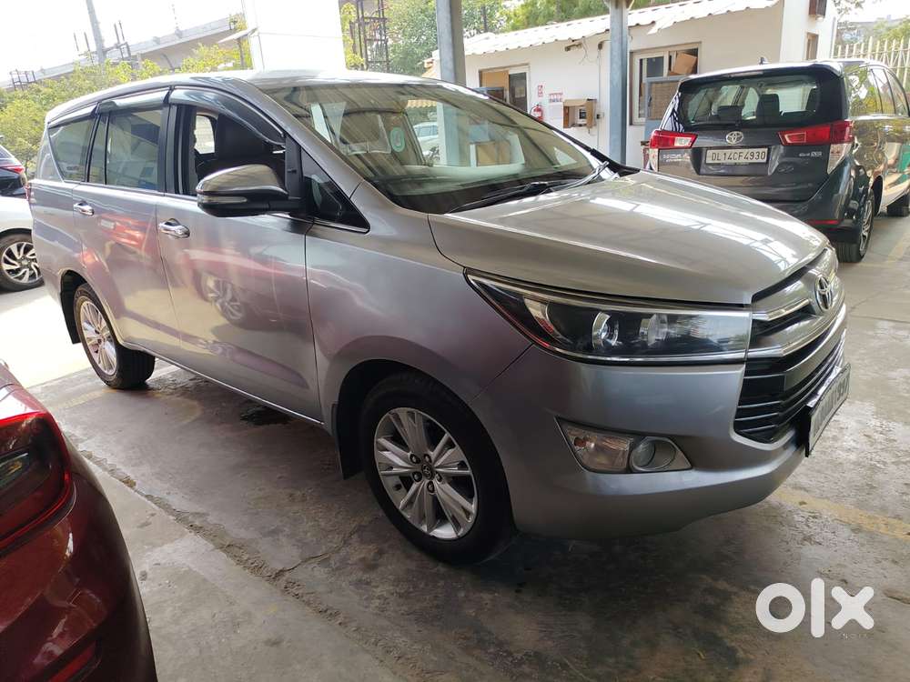 Toyota Innova Crysta 2.8z Automatic, 2016, Diesel