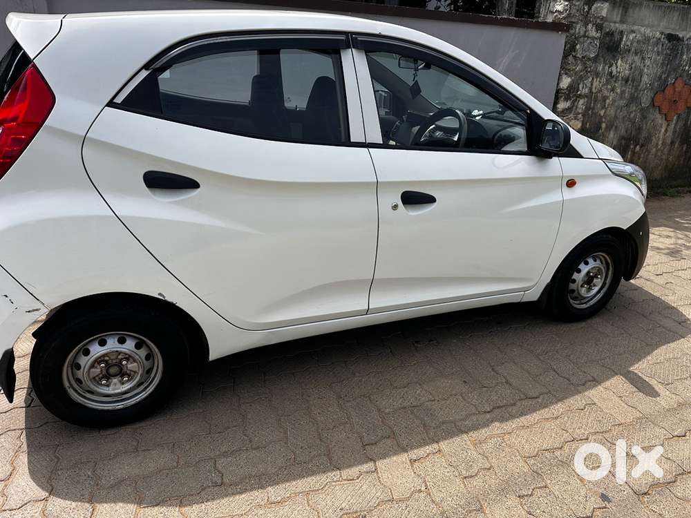 Hyundai Eon 2013 Petrol Well Maintained