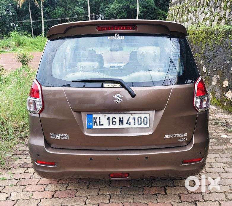 Maruti Suzuki Ertiga Zxi Plus Petrol, 2015, Petrol