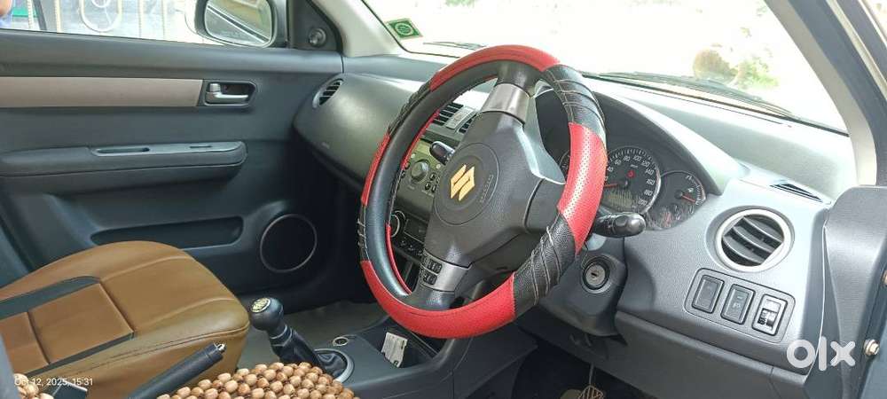Maruti Suzuki Swift Zxi