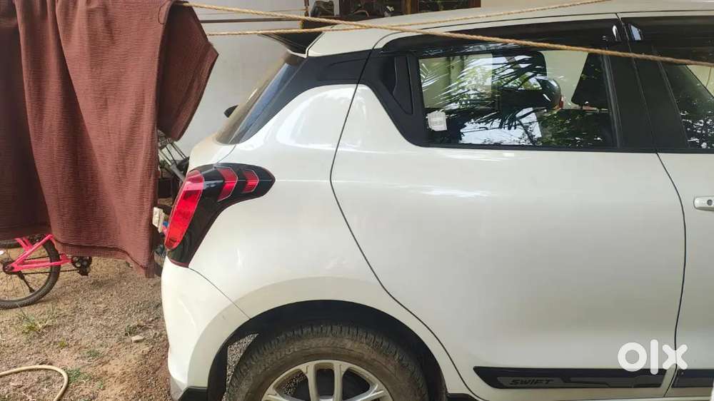 Maruti Suzuki Swift 2023 Petrol 13200 Km Driven