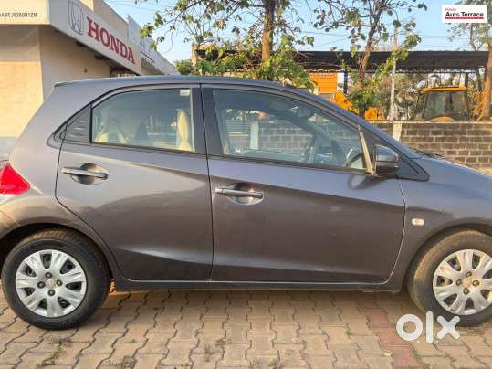 Honda Brio S Mt, 2017, Petrol