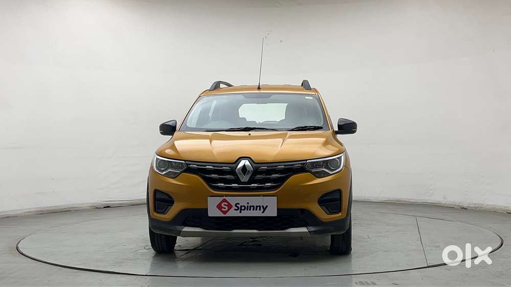 Renault Triber Rxt, 2022, Petrol