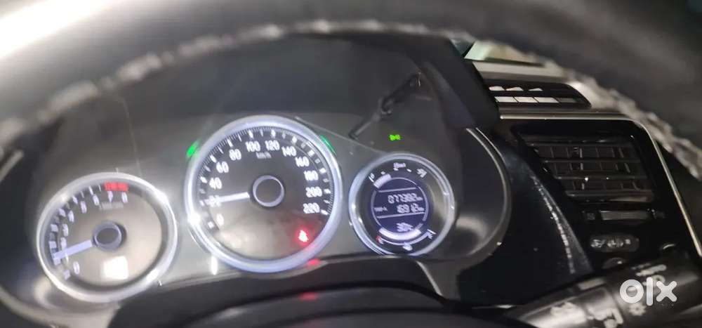 Honda City Zx 2017 . Emi Ase 58 Ta Ase.monthly 7000