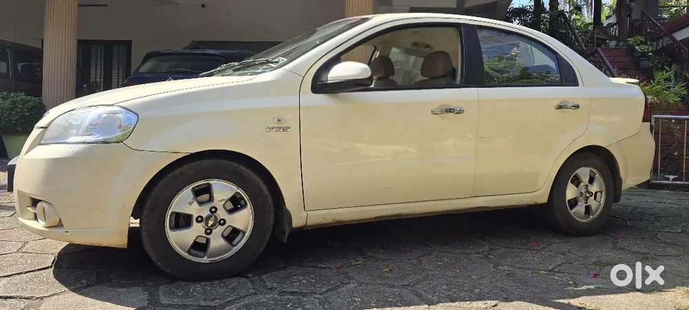 Chevrolet Aveo 2009 Petrol 68000 Km Driven
