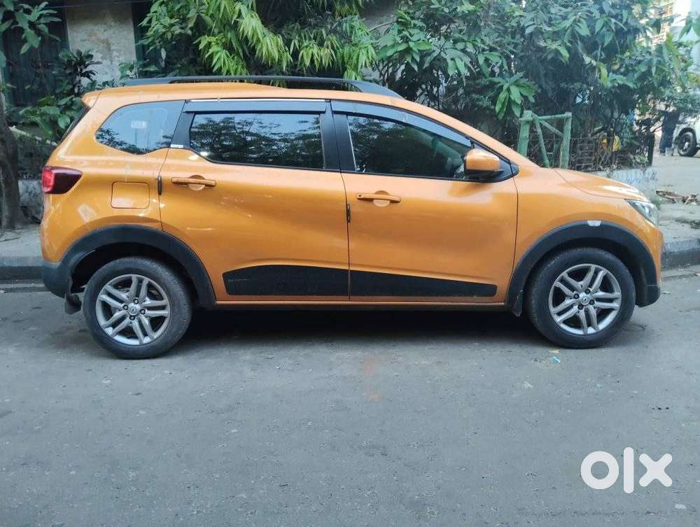 Renault Triber Rxz, 2020, Petrol