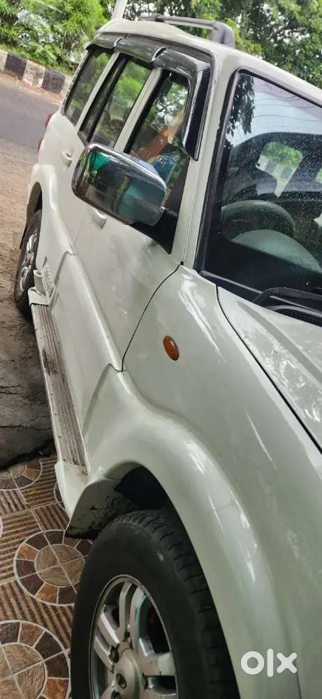 Mahindra Scorpio 2013