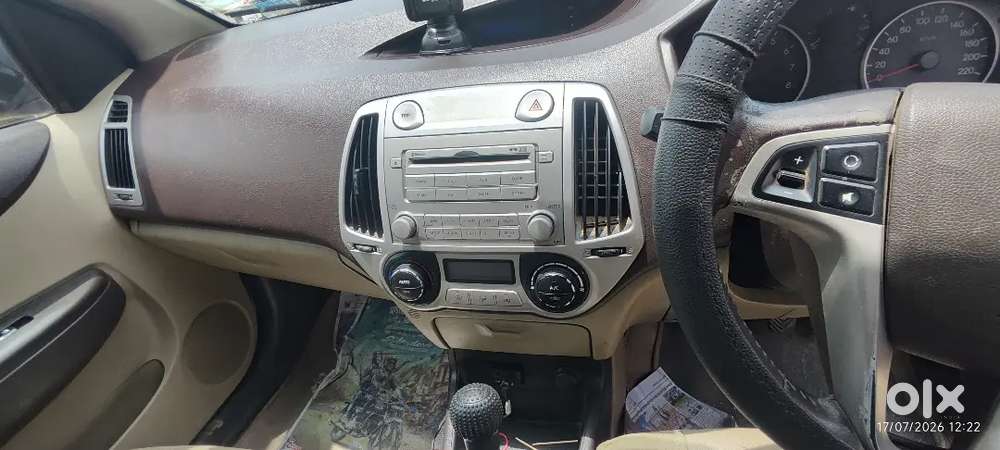 Hyundai New I20 2012 Petrol 103000 Km Driven