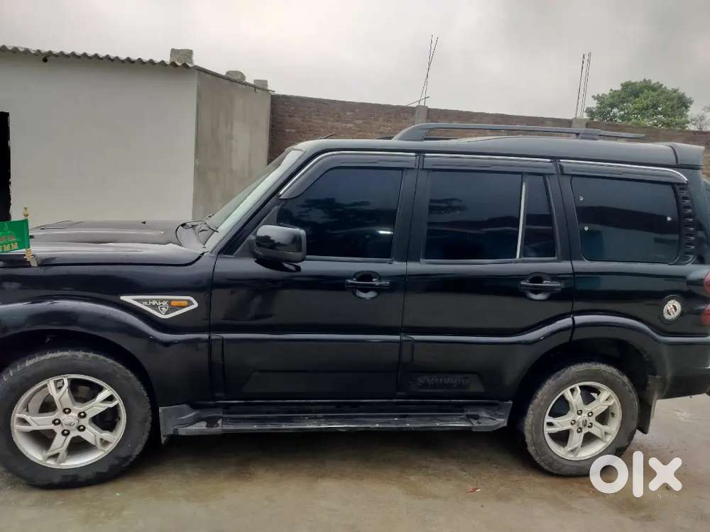 Mahindra Scorpio Classic 2015 Diesel 135000 Km Driven
