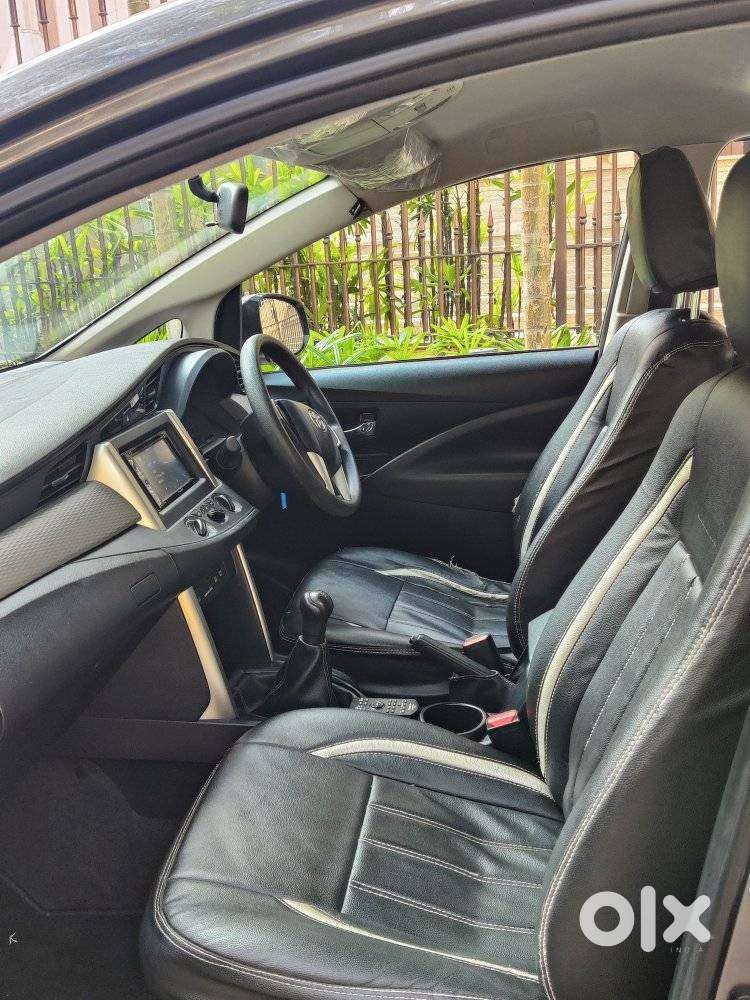 Toyota Innova Crysta 2.4 Gx Mt, 2017, Diesel