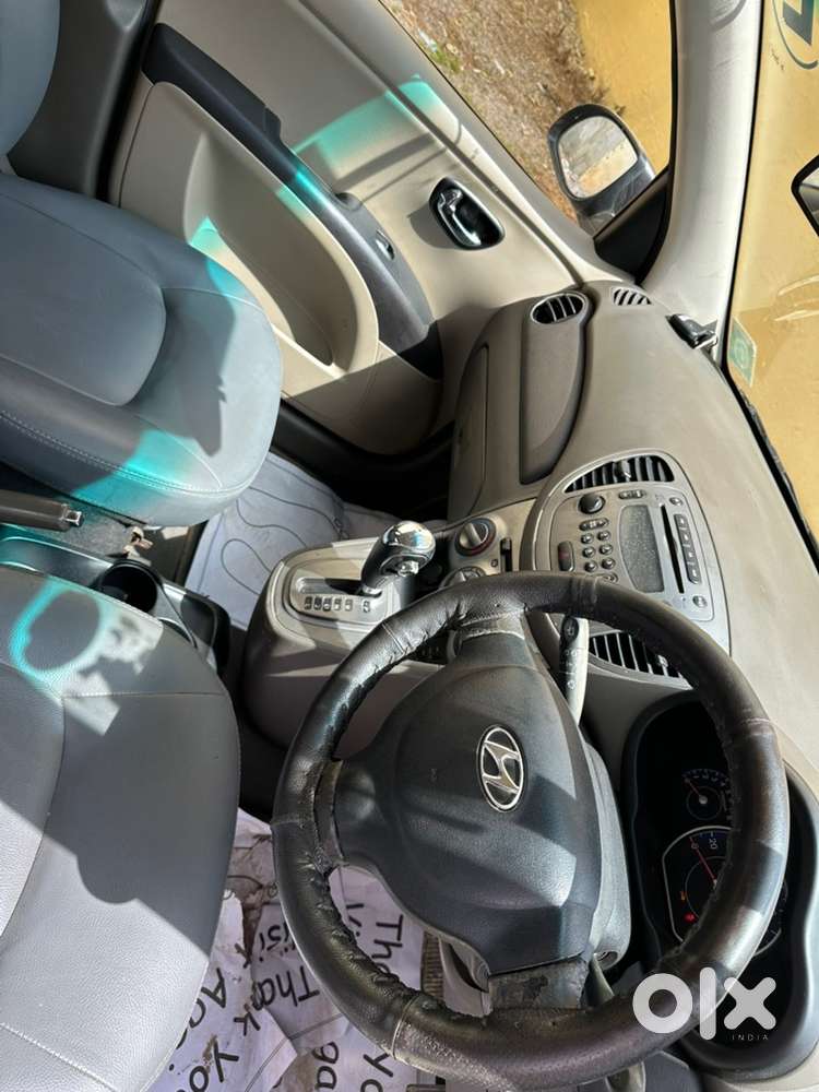 Hyundai I10 Sportz Petrol 2011