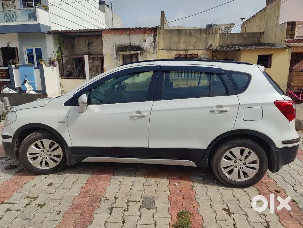 Maruti Suzuki S Cross 1.6 Zeta 2015