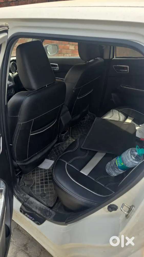 Swift Maruti Suzuki 2021 Petrol Manual 73000 Km