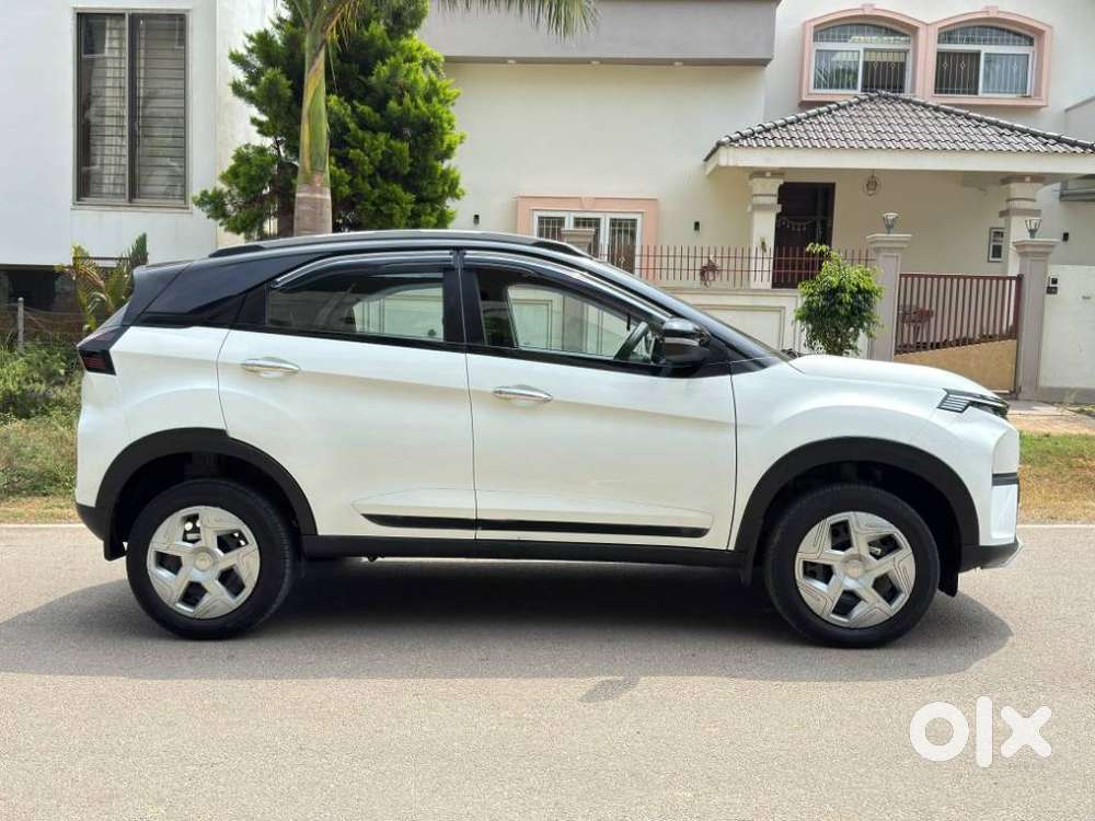 Tata Nexon Creative 1.2 Revotron Petrol 6 Mt Dt, 2025, Diesel