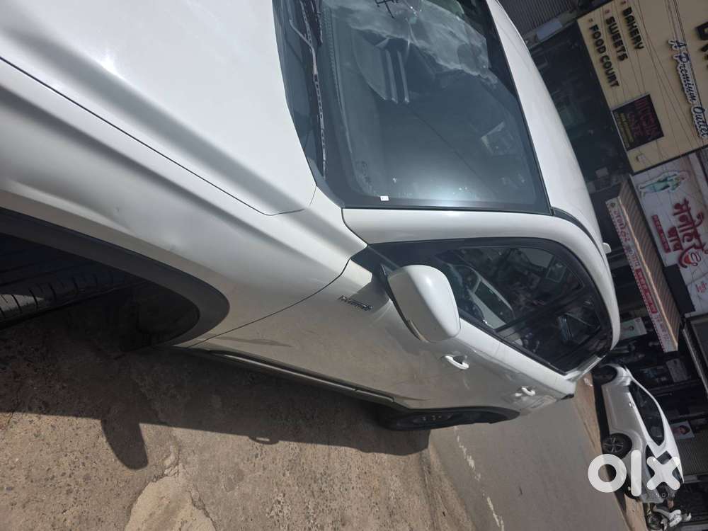 Toyota Urban Cruiser Hyryder 2022 Petrol 118000 Km Driven