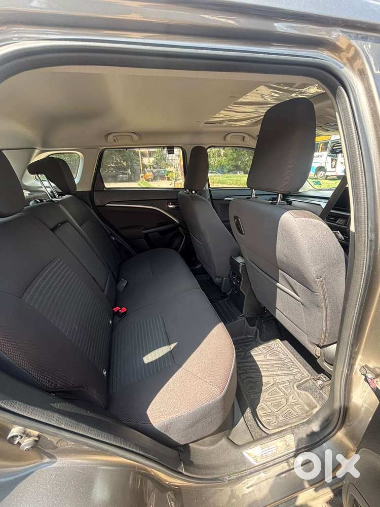Maruti Suzuki Brezza Zxi S-cng, 2025, Petrol