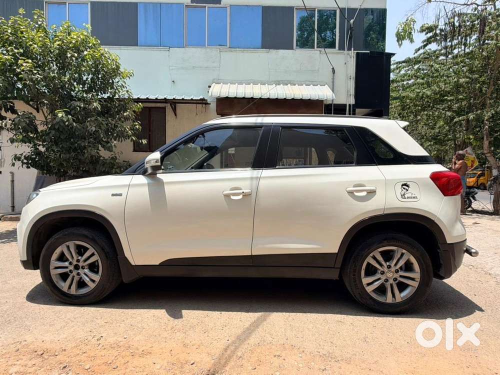 Maruti Suzuki Brezza 2016 Diesel Well Maintained Full Company Service