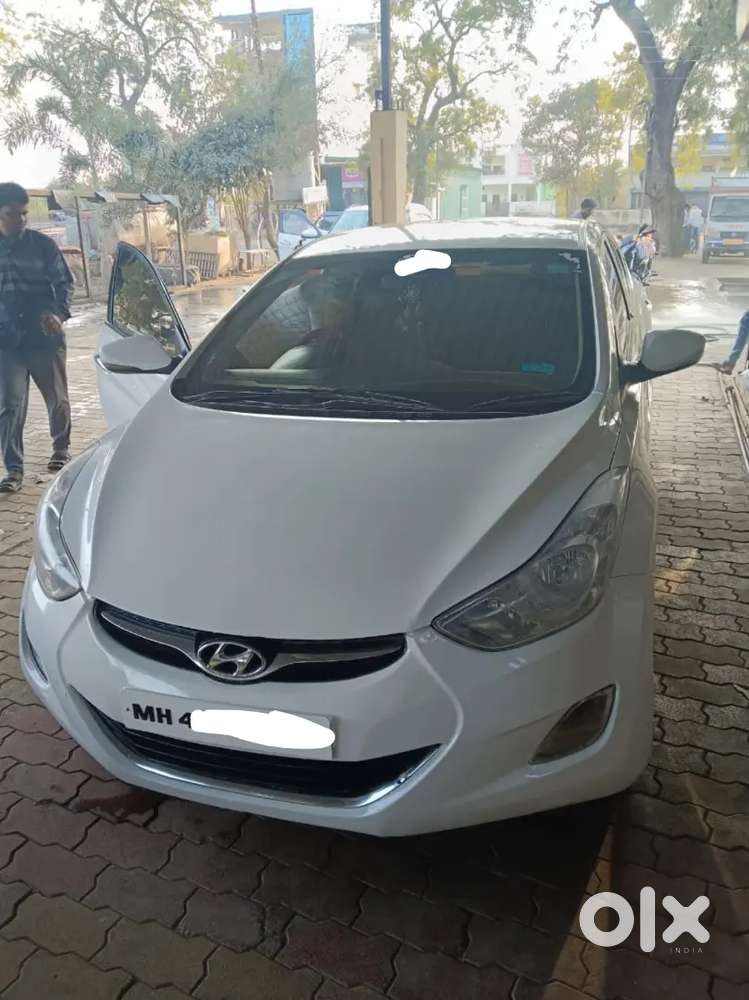 Hyundai New Elantra 2016 Diesel 151000 Km Driven