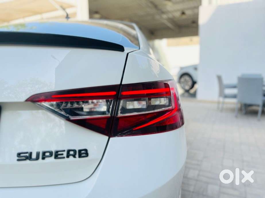 Skoda Superb Lk 1.8 Tsi At, 2018, Petrol