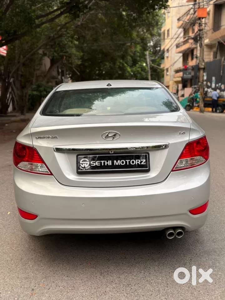 Hyundai Verna 1.6 Ex Vtvt, 2012, Petrol