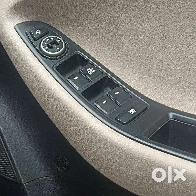 Hyundai I20 Petrol Asta Option, 2018, Petrol