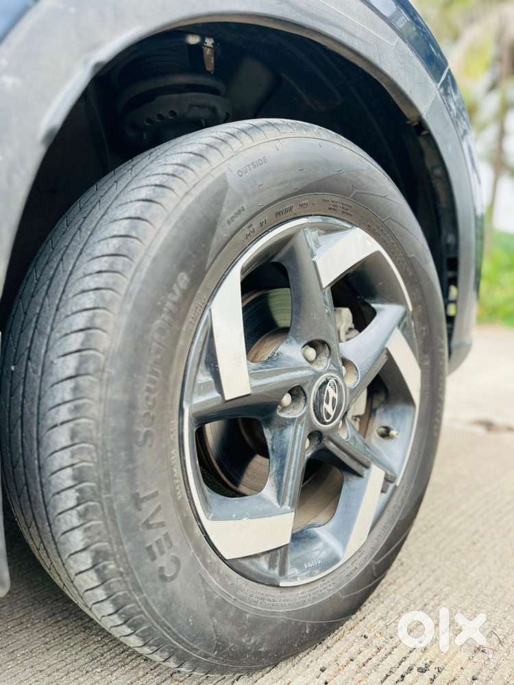 Hyundai Venue 2019 Diesel 55000 Km Driven