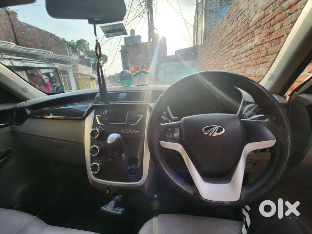 Mahindra Kuv100 Nxt Petrol Manual 2016