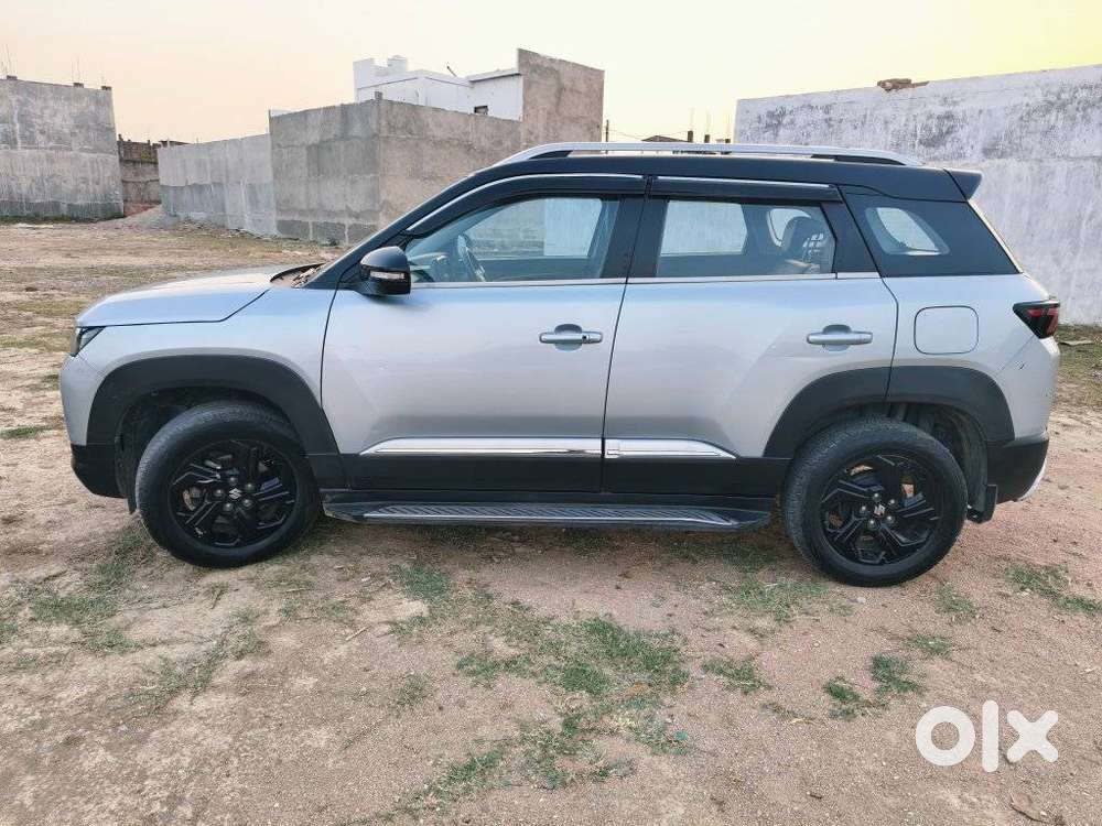 Maruti Suzuki Brezza 1.5 Zxi Smart Hybrid, 2022, Petrol