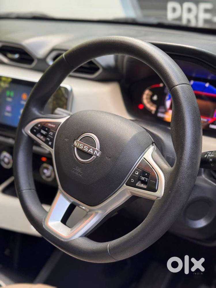 Nissan Magnite 1.0 Xv Turbo Cvt, 2022, Petrol