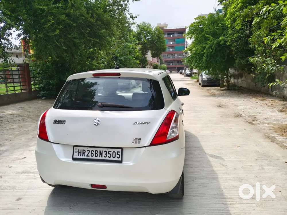 Maruti Suzuki Swift Zxi Top Model 2011  First Owner  Well Maintained