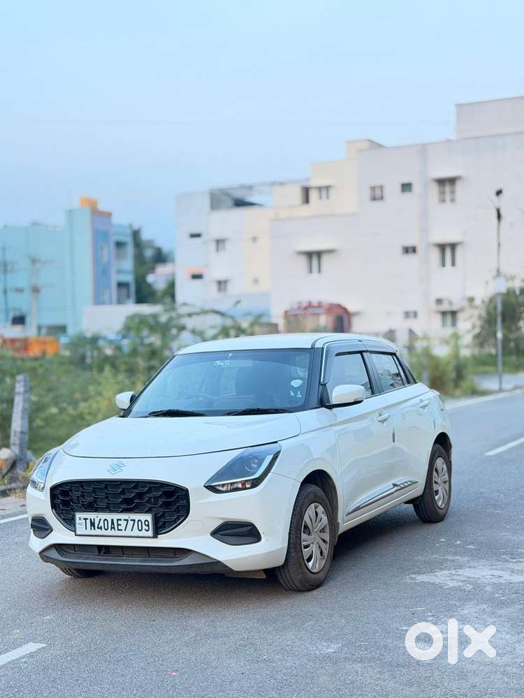 Maruti Suzuki Swift Vxi Optional, 2025, Petrol