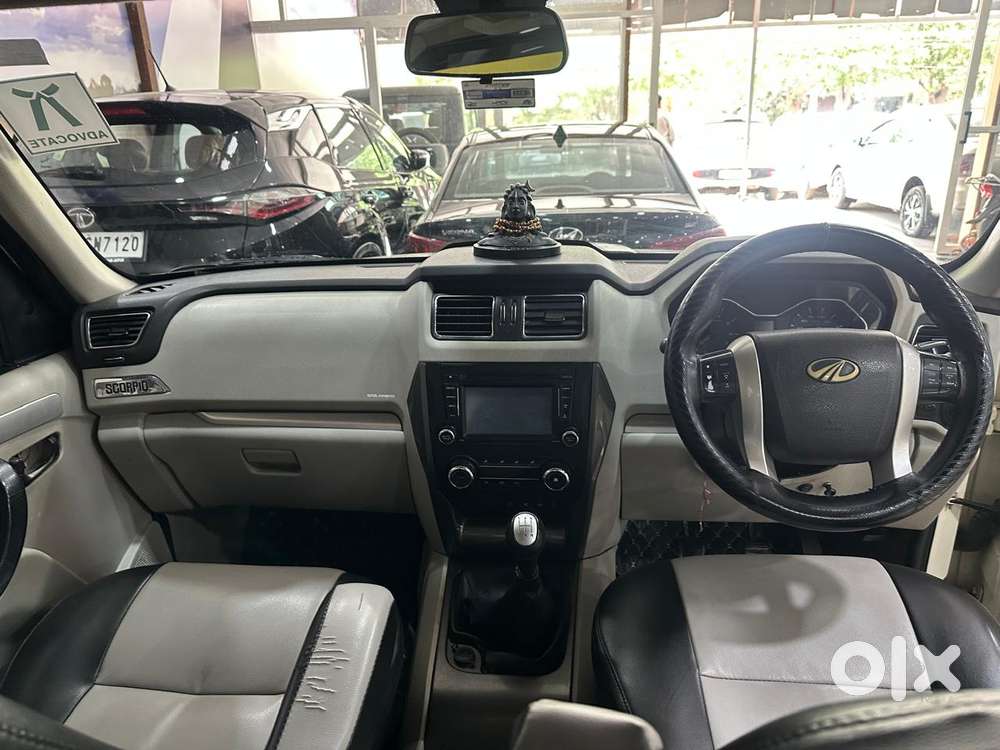 Mahindra Scorpio S10, 2017, Diesel