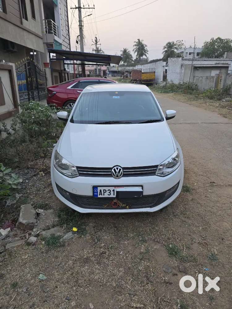 Volkswagen Polo 2013 Petrol 59000 Km Driven Gud Condition