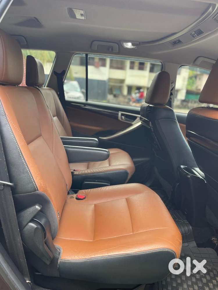 Toyota Innova Crysta 2.8 Z, 2017, Diesel