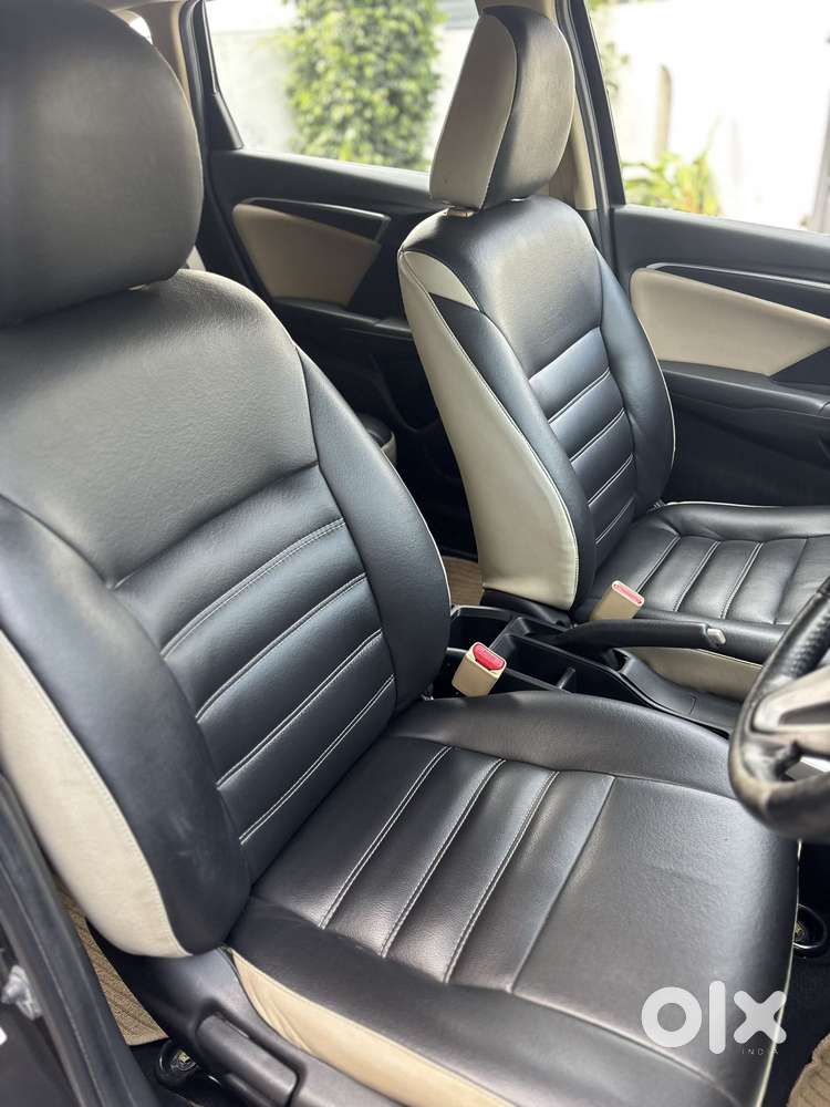 Honda Jazz V Automatic, 2015, Petrol