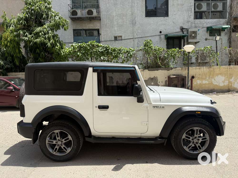 Mahindra Thar Lx Hard Top Petrol At Rwd, 2023, Petrol