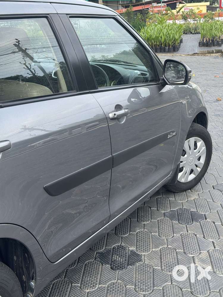Maruti Suzuki Swift Dzire 1.3 Vxi, 2014, Petrol