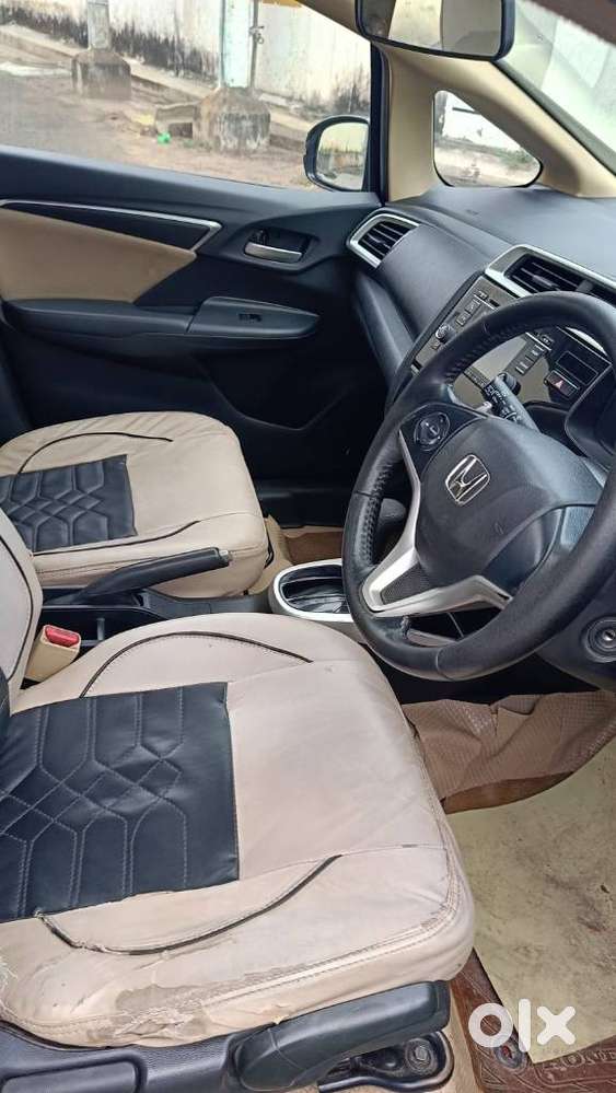 Honda Jazz V Cvt, 2017, Petrol