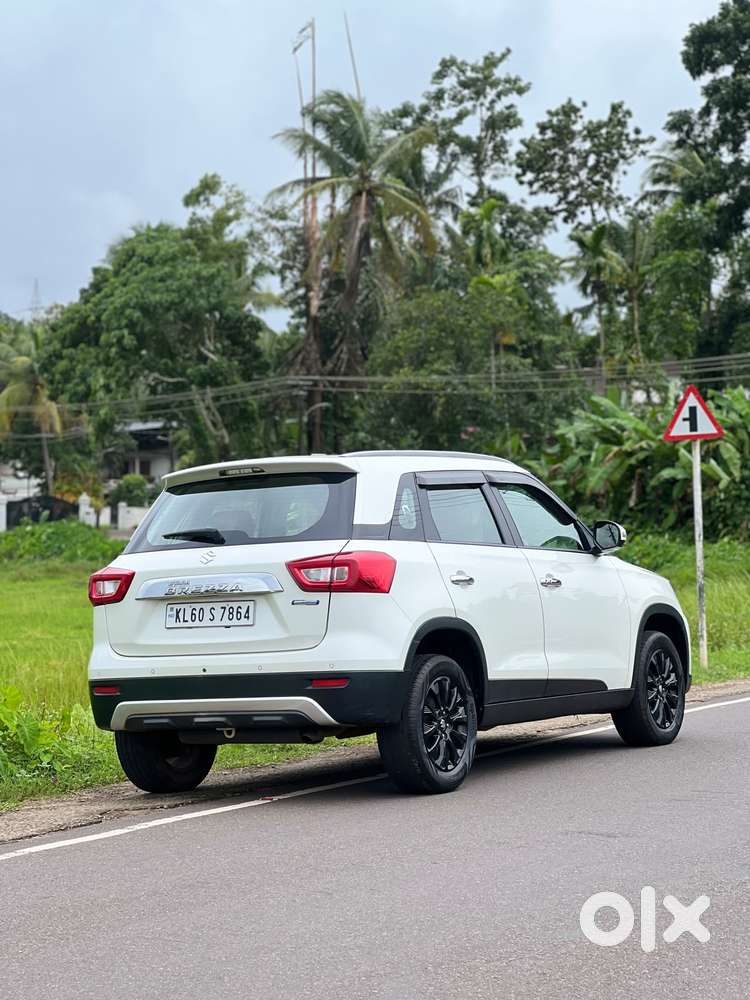 Maruti Suzuki Brezza Zdi+ Amt, 2021, Petrol