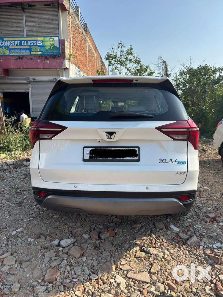 Mahindra Xuv700 Ax7 Diesal November 2023 Diesel 26700 With Adas
