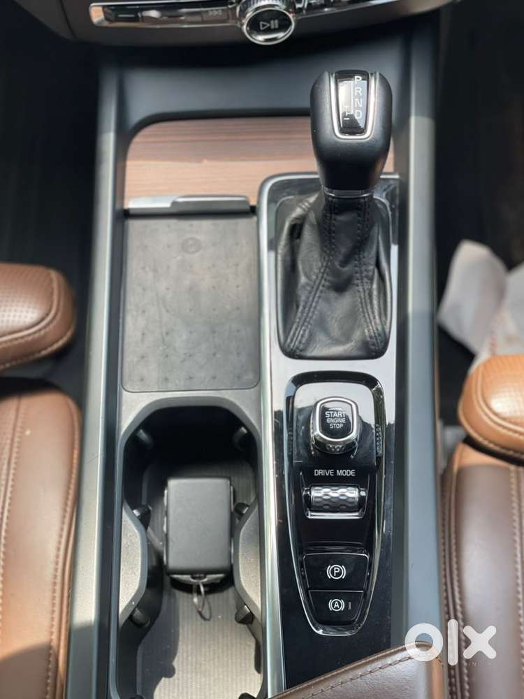 Volvo Xc60 D5 Awd Automatic, 2021