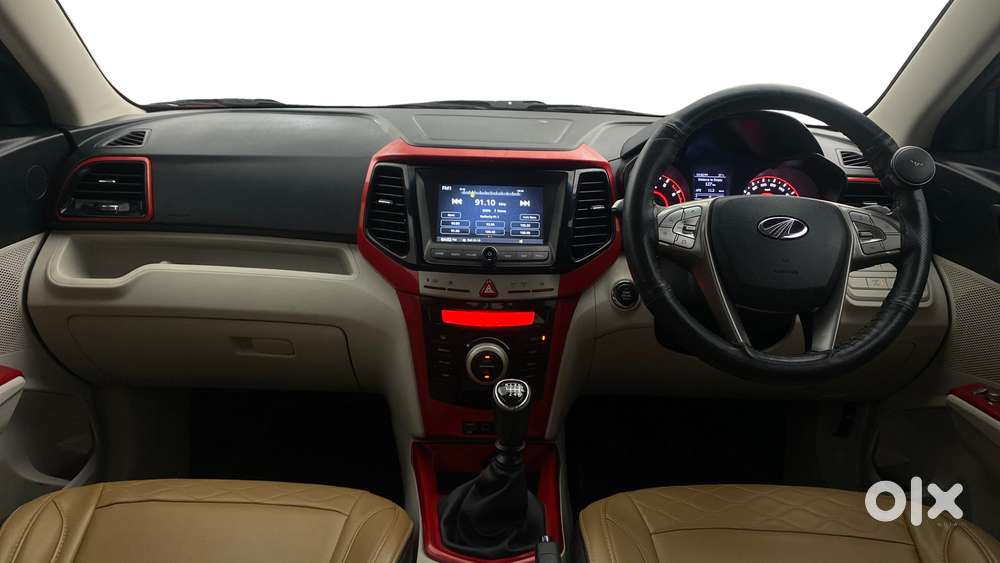Mahindra Xuv300 W8, 2021, Petrol