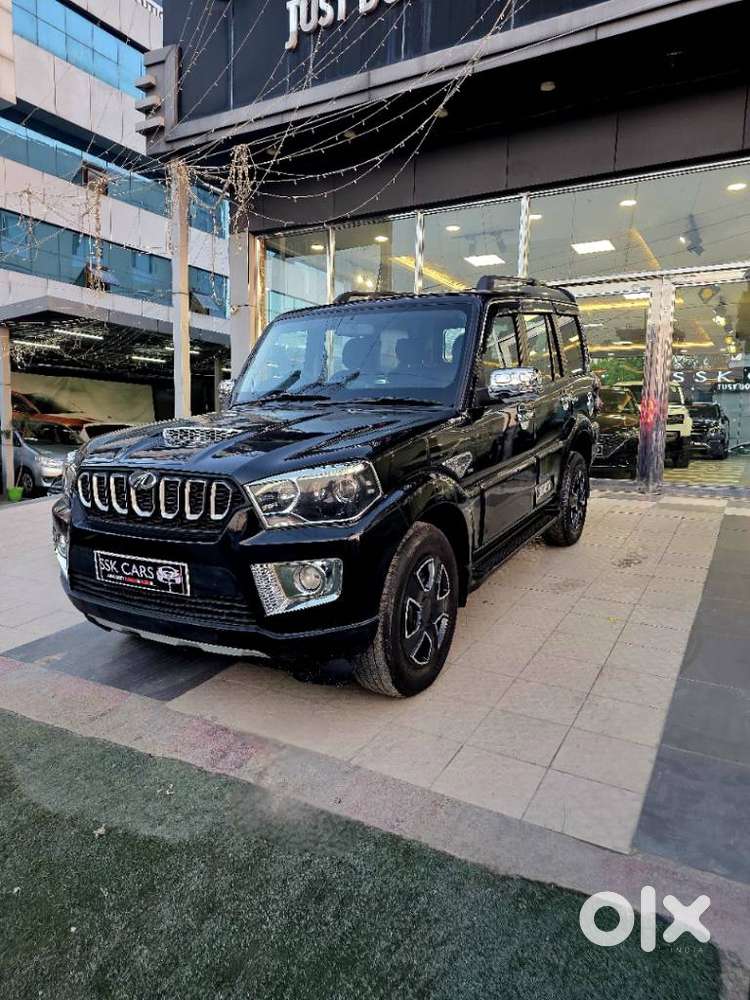 Mahindra Scorpio S10 7 Seater, 2021, Diesel