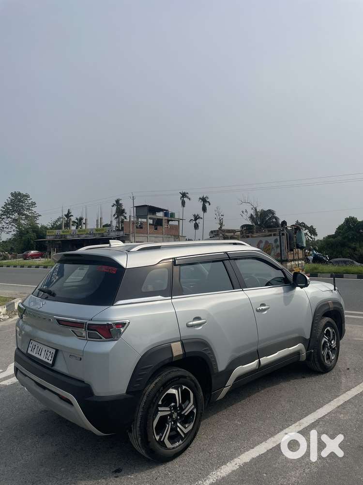 Maruti Suzuki Brezza 1.5 Zxi Plus Smart Hybrid, 2023, Petrol