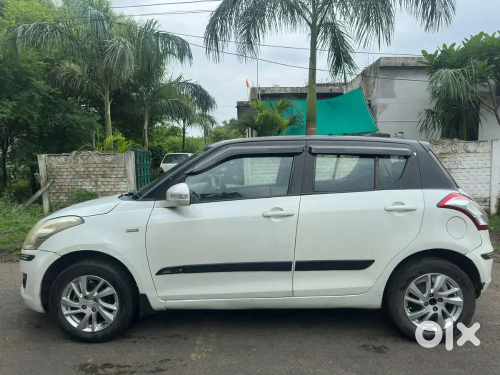 Maruti Suzuki Swift Zdi Plus 2012