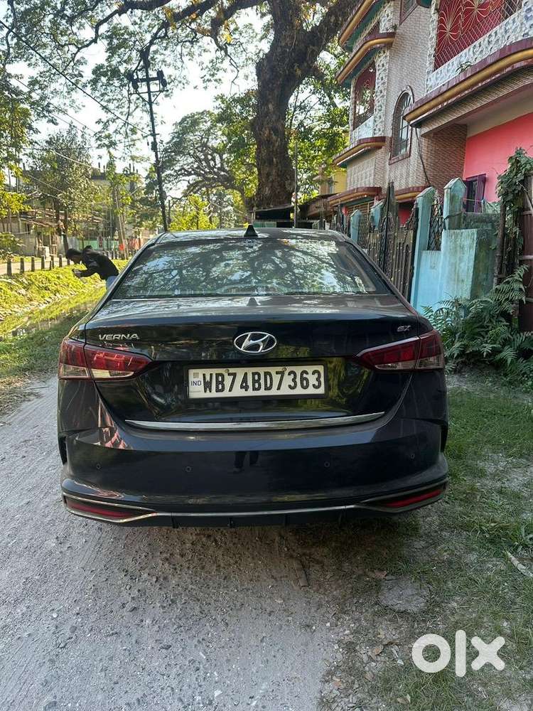 Hyundai Petrol Manual 2020 Km Driven